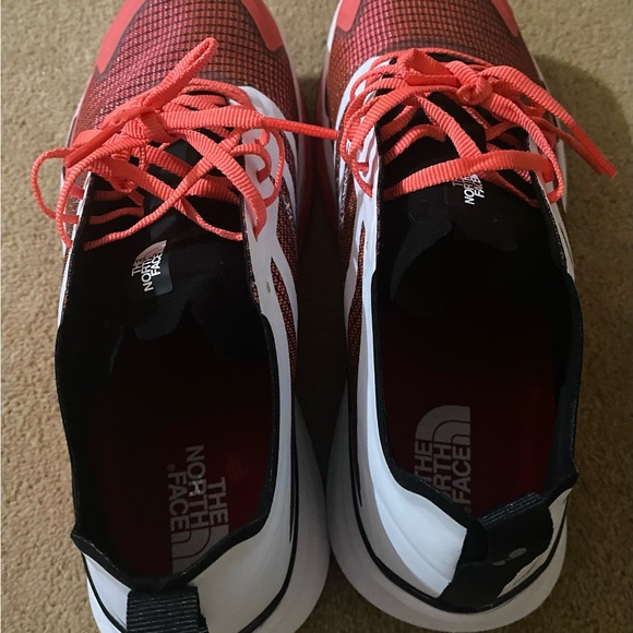 Women’s North Face sneakers - Picture 2 of 4